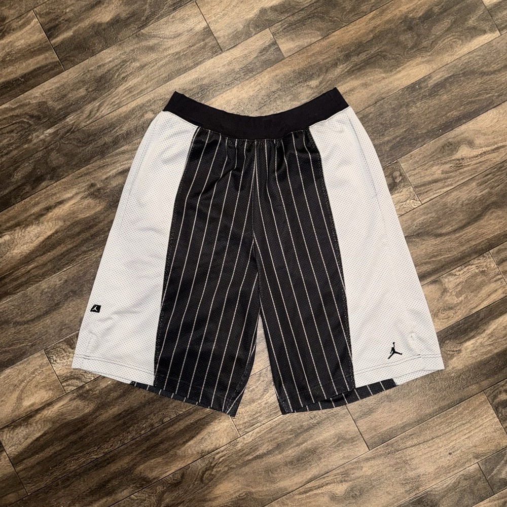 Vintage Nike Air Jordan Mesh Basketball Shorts Men's Large Inseam 12" Preowned